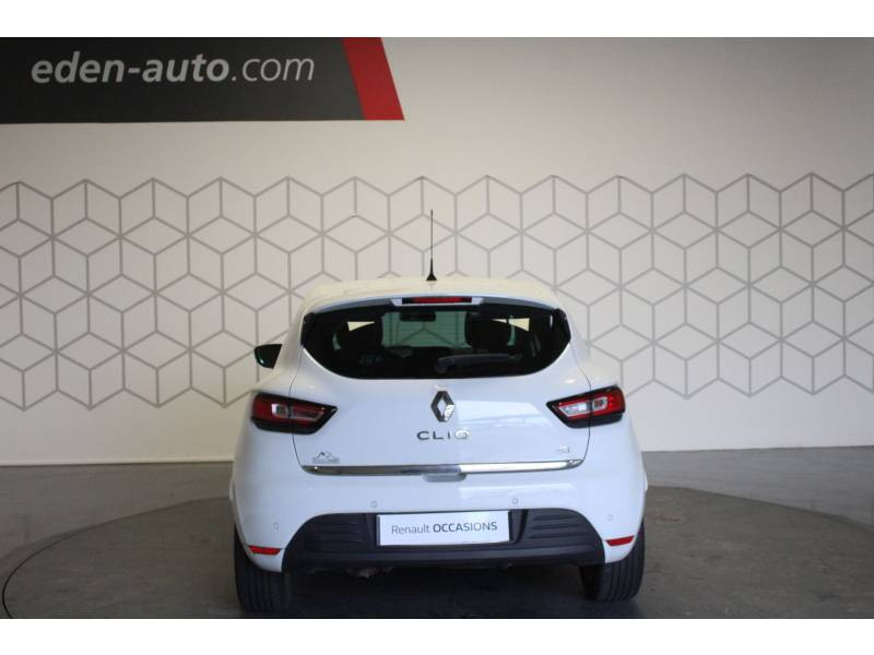Photo 4 de l'offre de RENAULT Clio IV dCi 110 Energy Intens à 10990€ chez Francepronet Car Center