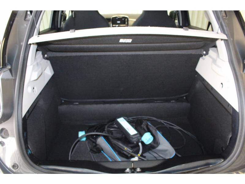 Photo 11 de l'offre de RENAULT Zoe Intens Charge Rapide Gamme 2017 à 11490€ chez Francepronet Car Center