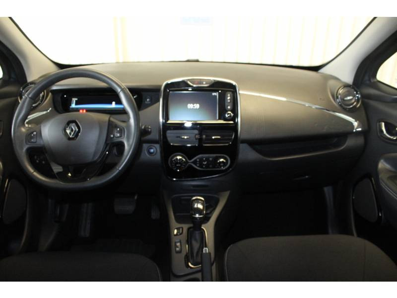 Photo 8 de l'offre de RENAULT Zoe Intens Charge Rapide Gamme 2017 à 11490€ chez Francepronet Car Center