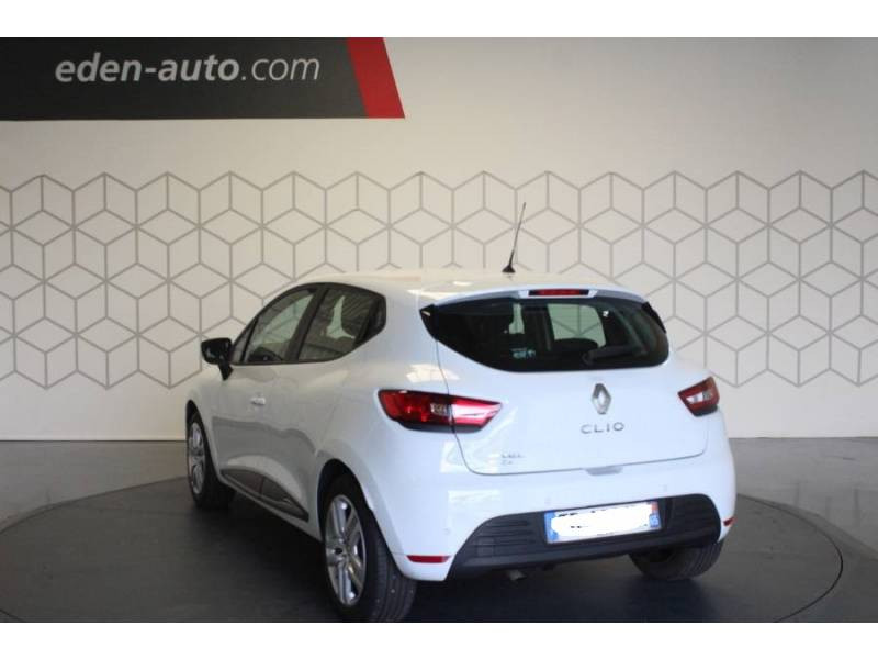 Photo 3 de l'offre de RENAULT Clio IV dCi 75 Energy E6C Zen à 9790€ chez Francepronet Car Center