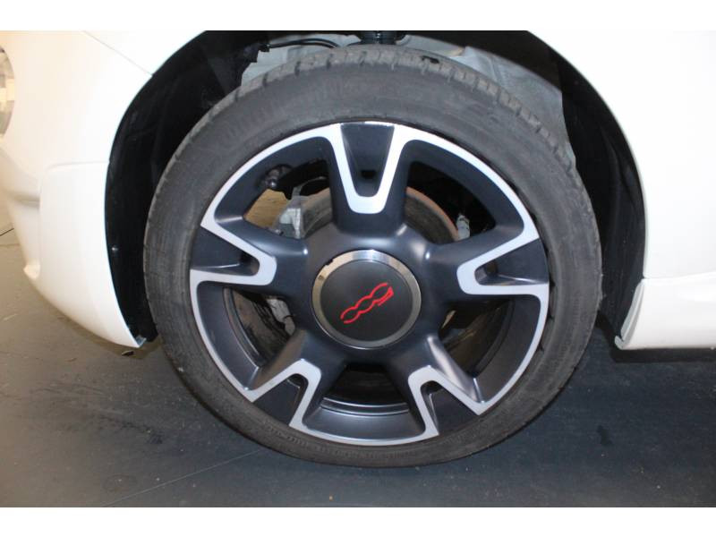 Photo 6 de l'offre de FIAT 500 1.2 69 ch S Plus à 9990€ chez Francepronet Car Center