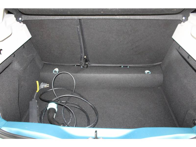 Photo 11 de l'offre de RENAULT Zoe R135 Intens à 17490€ chez Francepronet Car Center