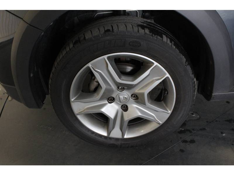 Photo 6 de l'offre de DACIA Sandero TCe 90 Stepway à 10990€ chez Francepronet Car Center