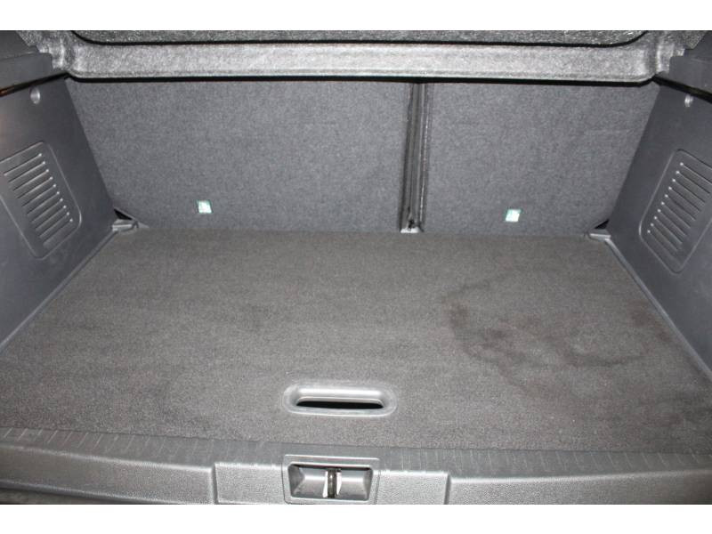 Photo 11 de l'offre de RENAULT Captur dCi 90 Energy eco² Intens à 12490€ chez Francepronet Car Center