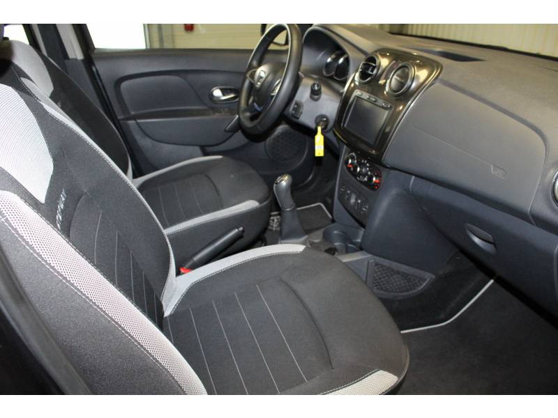 Photo 12 de l'offre de DACIA Sandero TCe 90 Stepway à 10990€ chez Francepronet Car Center