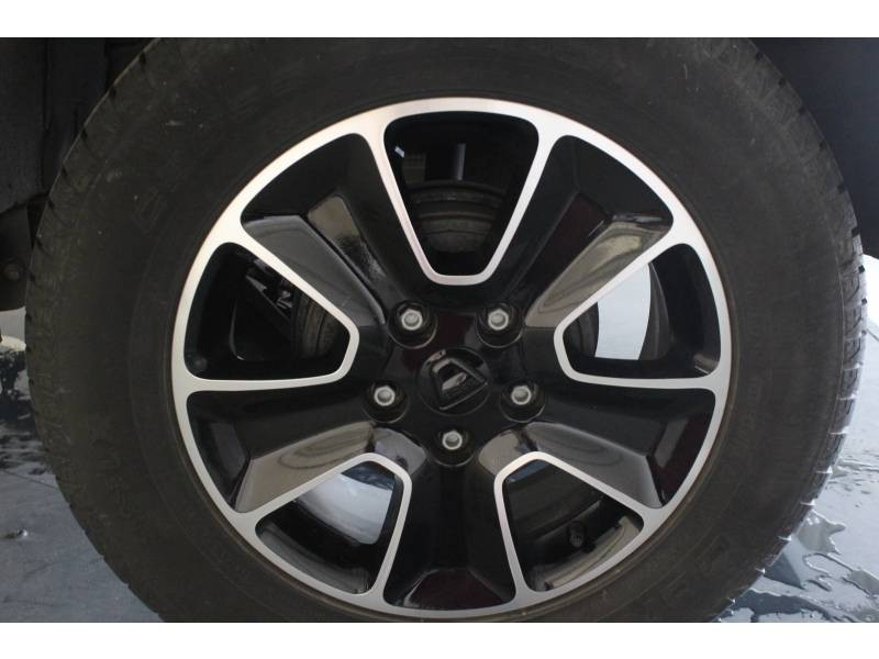 Photo 6 de l'offre de DACIA Duster dCi 110 EDC 4x2 Black Touch 2017 à 15490€ chez Francepronet Car Center