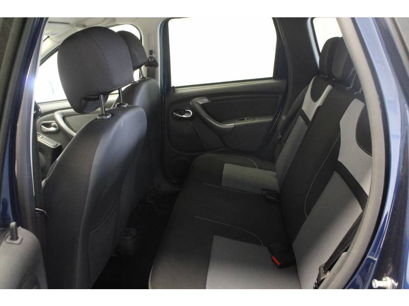 Photo 9 de l'offre de DACIA Duster dCi 110 EDC 4x2 Black Touch 2017 à 15490€ chez Francepronet Car Center