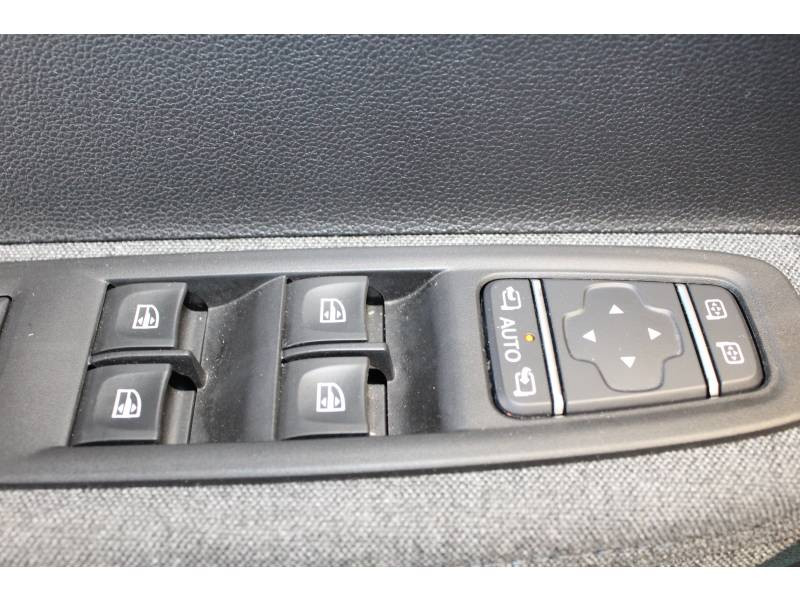 Photo 10 de l'offre de RENAULT Zoe R135 Intens à 17490€ chez Francepronet Car Center