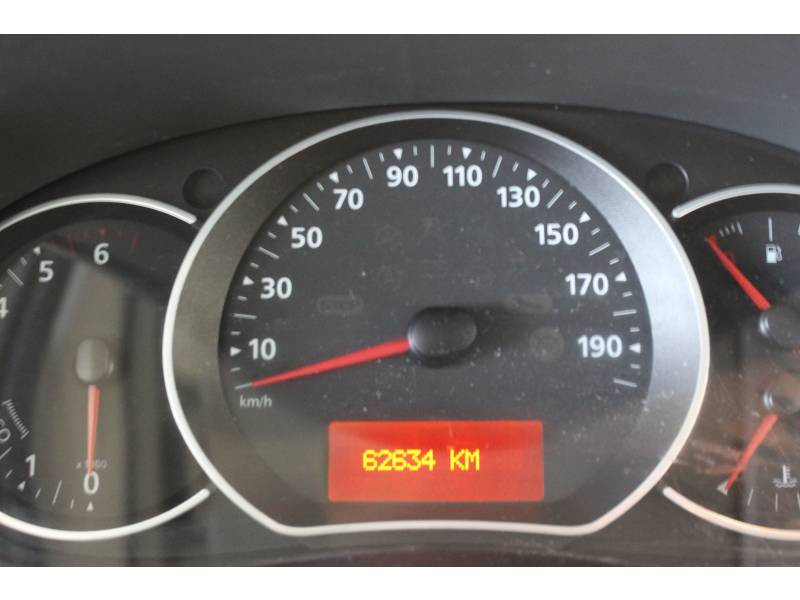 Photo 13 de l'offre de RENAULT Kangoo dCi 90 Energy Zen à 13990€ chez Francepronet Car Center