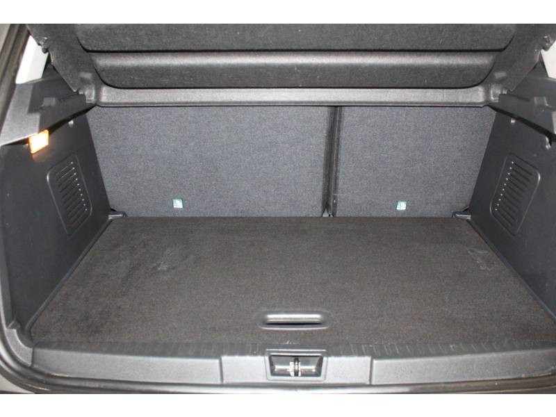 Photo 11 de l'offre de RENAULT Captur dCi 110 Energy Intens à 14990€ chez Francepronet Car Center