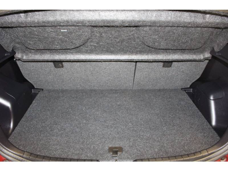 Photo 7 de l'offre de TOYOTA Yaris LCA2 90 D-4D Tendance à 8990€ chez Francepronet Car Center