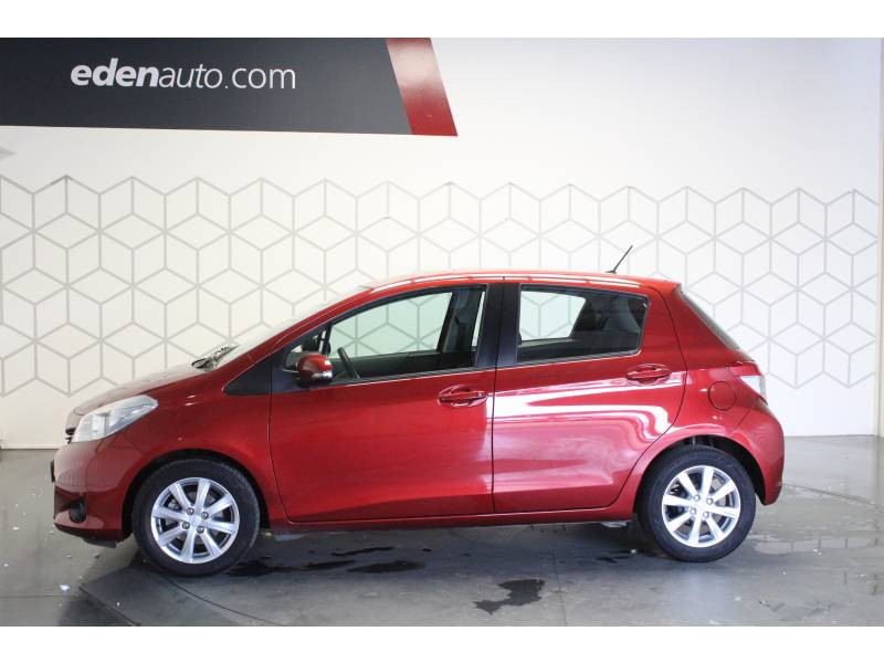 Photo 14 de l'offre de TOYOTA Yaris LCA2 90 D-4D Tendance à 8990€ chez Francepronet Car Center
