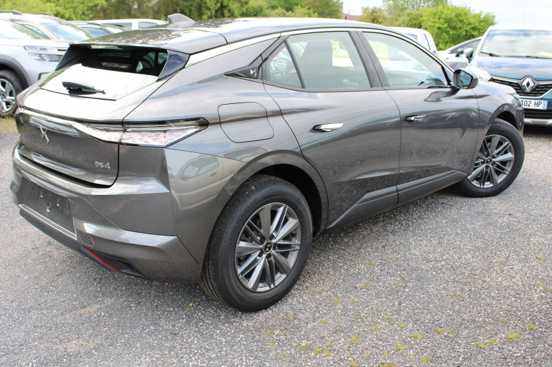 Photo 3 de l'offre de DS DS4 CROSSBACK III BASTILLE+ ESSENCE 130 CV EAT8 BOITE AUTO USB GPS SCREEN FULL LEDS RÃGULATEUR ESP à 23500€ chez Bougel transactions