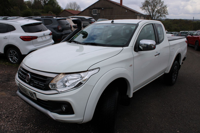 Photo 4 de l'offre de FIAT FULLBACK 2L4 JTD 180 CV SUPER CAB ADVENTURE "4X4" ATTELAGE RIDEAU CAMÃRA TVA=20825 E HT à 24500€ chez Bougel transactions