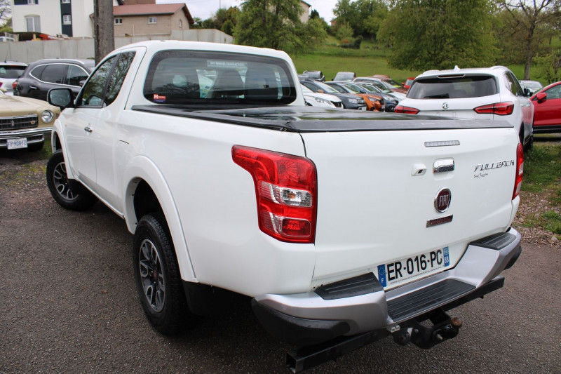 Photo 3 de l'offre de FIAT FULLBACK 2L4 JTD 180 CV SUPER CAB ADVENTURE "4X4" ATTELAGE RIDEAU CAMÃRA TVA=20825 E HT à 24500€ chez Bougel transactions