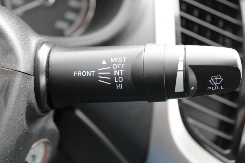 Photo 20 de l'offre de FIAT FULLBACK 2L4 JTD 180 CV SUPER CAB ADVENTURE "4X4" ATTELAGE RIDEAU CAMÃRA TVA=20825 E HT à 24500€ chez Bougel transactions