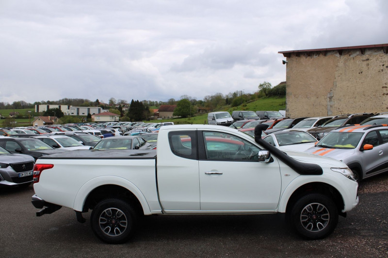 Photo 7 de l'offre de FIAT FULLBACK 2L4 JTD 180 CV SUPER CAB ADVENTURE "4X4" ATTELAGE RIDEAU CAMÃRA TVA=20825 E HT à 24500€ chez Bougel transactions