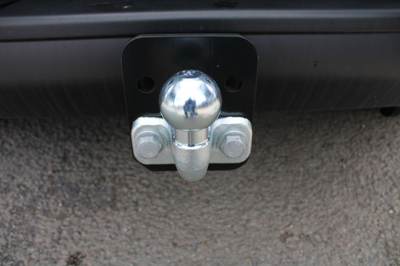 Photo 10 de l'offre de FIAT SCUDO 4 L2 AFFAIRE 2L HDI 145 CV WEBASTO ATTELAGE CAMÃRA BOITE AUTO EAT-8 TVA=23250 E HT à 27900€ chez Bougel transactions