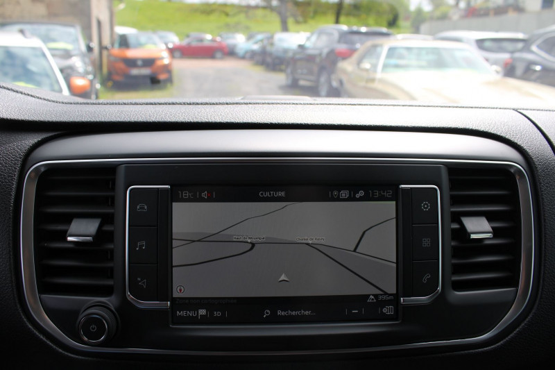 Photo 18 de l'offre de FIAT SCUDO 4 L2 AFFAIRE 2L HDI 145 CV WEBASTO ATTELAGE CAMÃRA BOITE AUTO EAT-8 TVA=23250 E HT à 27900€ chez Bougel transactions