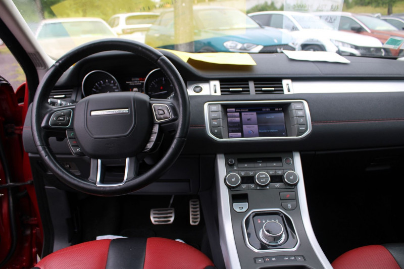 Photo 13 de l'offre de LAND-ROVER EVOQUE 2L2 TD4 DYNAMIC 4X4 LUXE 150 CV BOITE AUTO CUIR BICOLOR GPS USB JA 19 REGULATEUR à 18900€ chez Bougel transactions