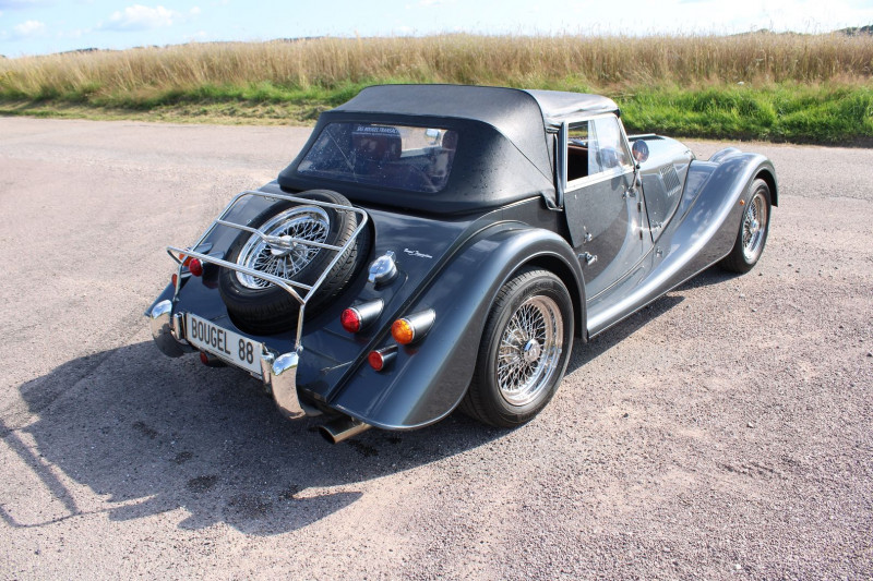 Photo 11 de l'offre de MORGAN MORGAN PLUS 4 CABRIOLET 2L 156 CV CUIR FAUVE JANTES ALU RAYON CHROMES BOIS PRECIEUX à 59500€ chez Bougel transactions