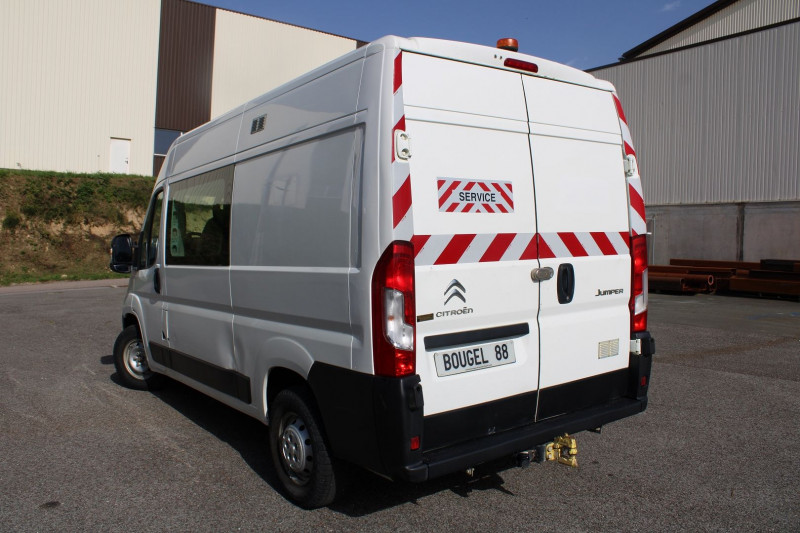 Photo 3 de l'offre de CITROEN JUMPER 35 L2H2 CONFORT 2L BLUEHDI 130 CV BOITE 6V GPS USB REGULATEUR BLUETOOTH 7 PLACES à 18900€ chez Bougel transactions