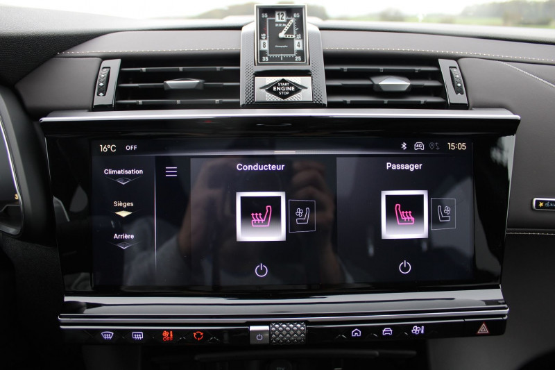 Photo 19 de l'offre de DS DS 7 CROSSBACK II DIESEL ANTOINE DE SAINT EXUPERY VOL DE NUIT BOITE AUTO EAT8 FULL ÃQUIPÃE  130 CV à 39990€ chez Bougel transactions
