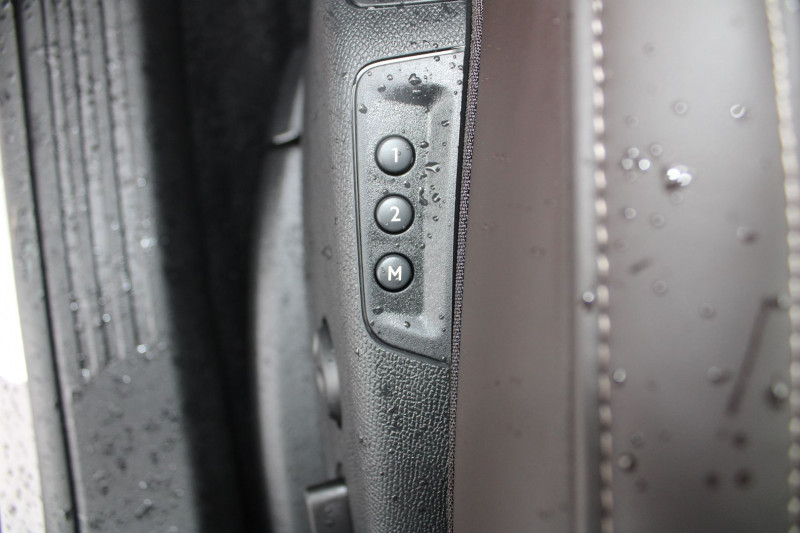 Photo 14 de l'offre de DS DS 7 CROSSBACK II DIESEL ANTOINE DE SAINT EXUPERY VOL DE NUIT BOITE AUTO EAT8 FULL ÃQUIPÃE  130 CV à 39990€ chez Bougel transactions