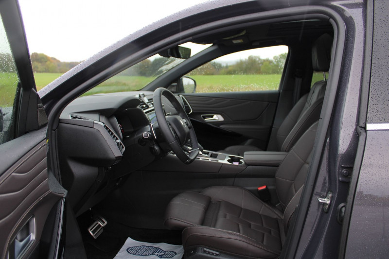 Photo 10 de l'offre de DS DS 7 CROSSBACK II DIESEL ANTOINE DE SAINT EXUPERY VOL DE NUIT BOITE AUTO EAT8 FULL ÃQUIPÃE  130 CV à 39990€ chez Bougel transactions