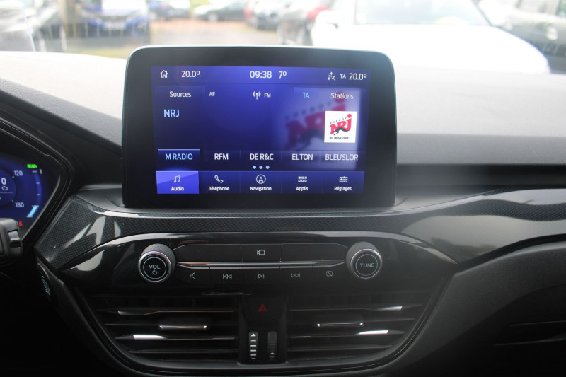 Photo 16 de l'offre de FORD KUGA 4 ST-LINE 2L5 HYBRID 225 CV PHEV GPS 3D CAMÃRA FULL LED I-COKPIT RE BOITE AUTO CVT à 18500€ chez Bougel transactions