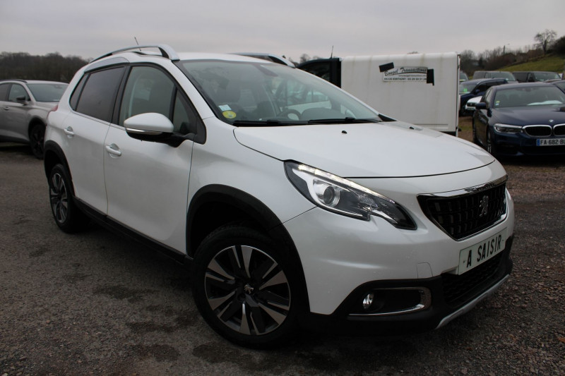 Peugeot 2008 II 1L5 BLUEHDI 100 CV ALLURE GPS USB MI CUIR REGULATEUR BLUETOOTH JA 17  CLIM AUTO Diesel BLANC NACRÃ Occasion à vendre