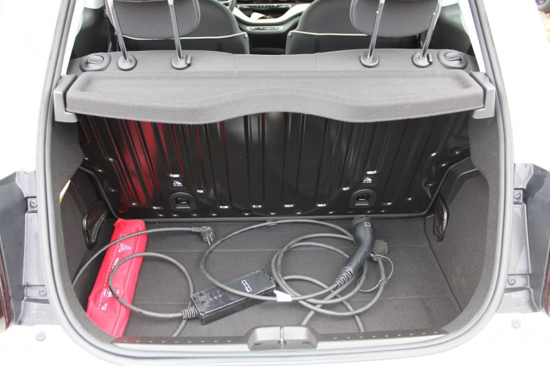 Photo 6 de l'offre de FIAT 500 III ACTION 24 KWH ELECT BVA CLIMAT U.CONNECT GPS ÃCRAN 3D RÃGULATEUR BLUETOOTH LEDS à 10900€ chez Bougel transactions