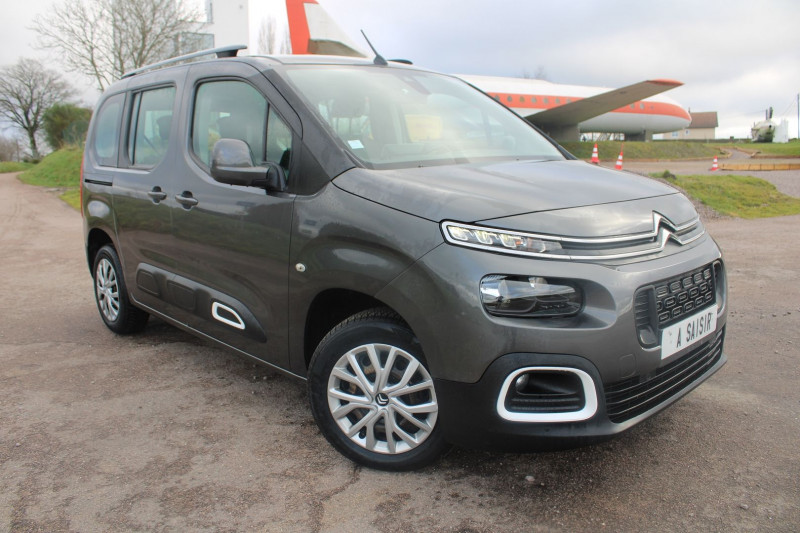 Citroen BERLINGO 4 BLUEHDI 100 CV FEEL GPS MÃDIA USB ABS RÃGULATEUR BLUETOOTH CLIMAT LEDS ACCOUDOIR Diesel GRIS PLATINIUM Occasion à vendre
