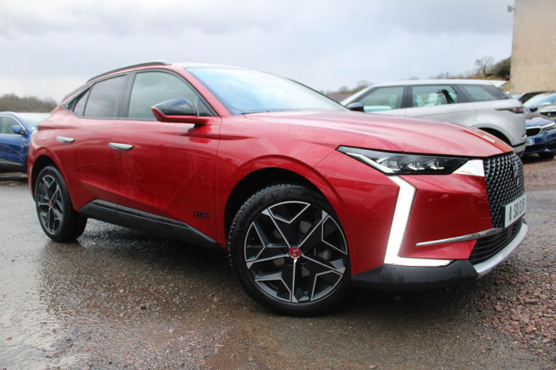 Ds DS4 CROSS III HDI 130 CV GPS 3D CAMÃRA FULL LED I-COKPIT JA 19 TOIT PANO USB BOITE AUTO EAT-8 Diesel RED PEPERONCINO Occasion à vendre
