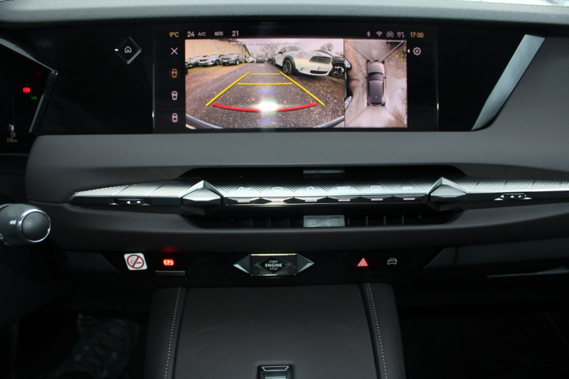 Photo 17 de l'offre de DS DS4 CROSS III HDI 130 CV GPS 3D CAMÃRA FULL LED I-COKPIT JA 19 TOIT PANO USB BOITE AUTO EAT-8 à 28900€ chez Bougel transactions