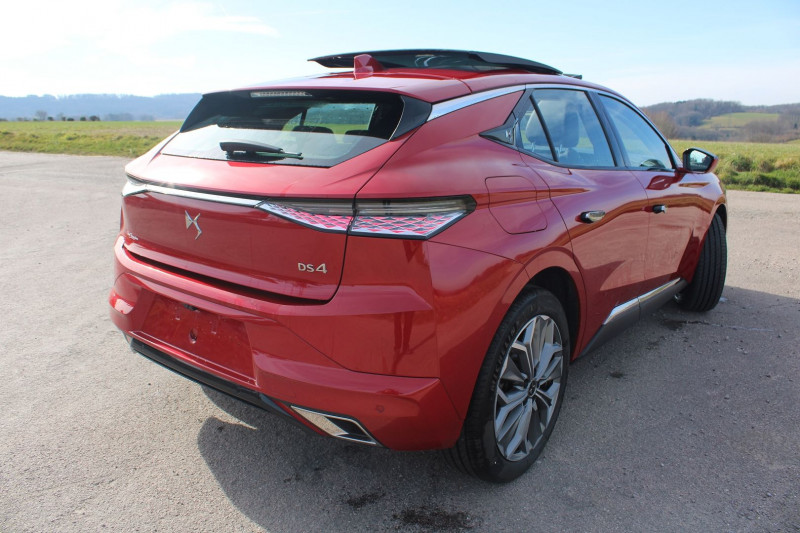 Photo 2 de l'offre de DS DS4 CROSSBACK III TROCADERO HDI 130 CV USB GPS 3D CAMÃRA FULL LED TOIT PANO JA 19 BOITE AUTO EAT-8 à 28900€ chez Bougel transactions