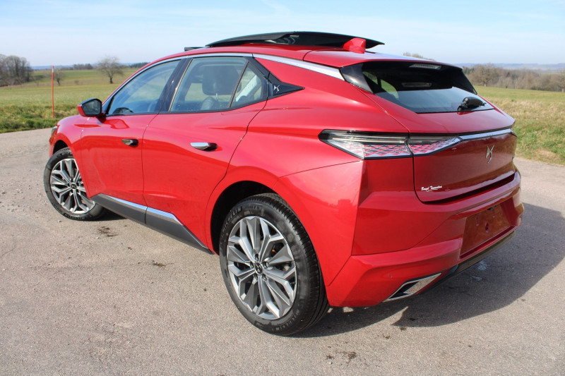 Photo 3 de l'offre de DS DS4 CROSSBACK III TROCADERO HDI 130 CV USB GPS 3D CAMÃRA FULL LED TOIT PANO JA 19 BOITE AUTO EAT-8 à 28900€ chez Bougel transactions