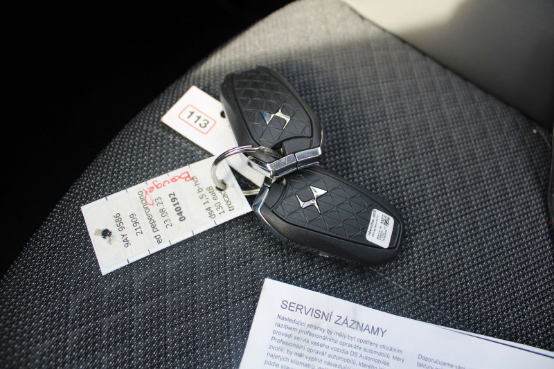 Photo 20 de l'offre de DS DS4 CROSSBACK III TROCADERO HDI 130 CV USB GPS 3D CAMÃRA FULL LED TOIT PANO JA 19 BOITE AUTO EAT-8 à 28900€ chez Bougel transactions