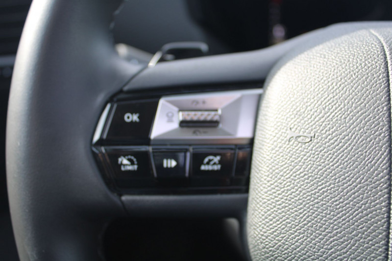 Photo 13 de l'offre de DS DS4 CROSSBACK III TROCADERO HDI 130 CV USB GPS 3D CAMÃRA FULL LED TOIT PANO JA 19 BOITE AUTO EAT-8 à 28900€ chez Bougel transactions