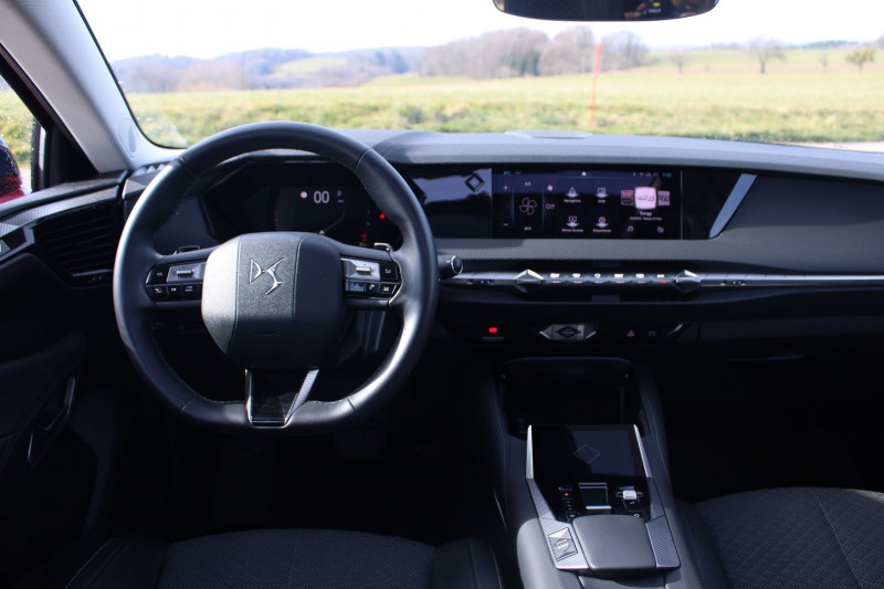 Photo 11 de l'offre de DS DS4 CROSSBACK III TROCADERO HDI 130 CV USB GPS 3D CAMÃRA FULL LED TOIT PANO JA 19 BOITE AUTO EAT-8 à 28900€ chez Bougel transactions