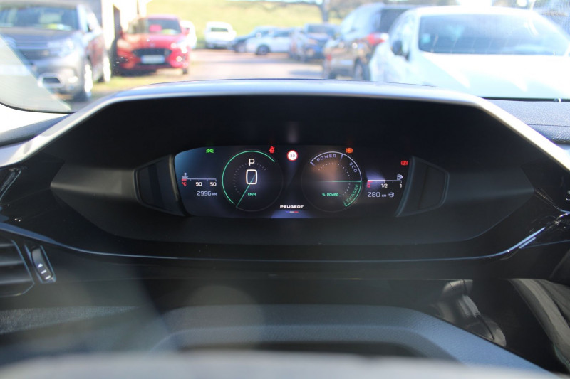 Photo 12 de l'offre de PEUGEOT 408 HYBRID 136 CV ALLURE DSC6 BOITE AUTO CAMÃRA GRAND GPS 3D CUIR  JA 19  FULL LEDS à 27900€ chez Bougel transactions
