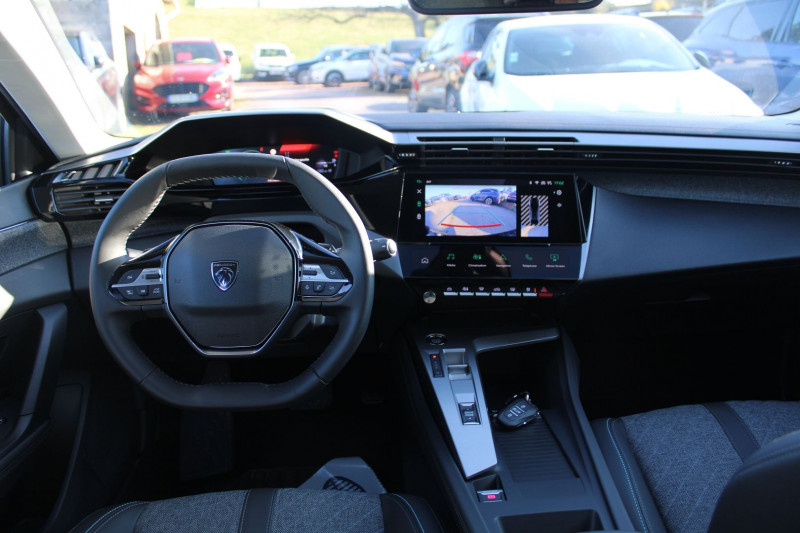 Photo 10 de l'offre de PEUGEOT 408 HYBRID 136 CV ALLURE DSC6 BOITE AUTO CAMÃRA GRAND GPS 3D CUIR  JA 19  FULL LEDS à 27900€ chez Bougel transactions