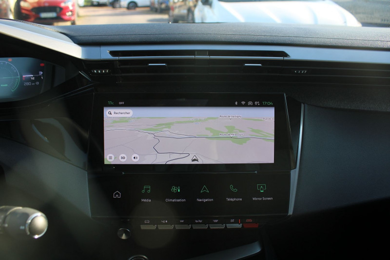 Photo 14 de l'offre de PEUGEOT 408 HYBRID 136 CV ALLURE DSC6 BOITE AUTO CAMÃRA GRAND GPS 3D CUIR  JA 19  FULL LEDS à 27900€ chez Bougel transactions