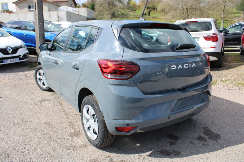 Photo 3 de l'offre de DACIA SANDERO 5 SCE ESSENCE CITY CLIM GPS CARPLAY AUDIO USB FULL LED RADAR BLUETOOTH RÃGULATEUR à 14990€ chez Bougel transactions
