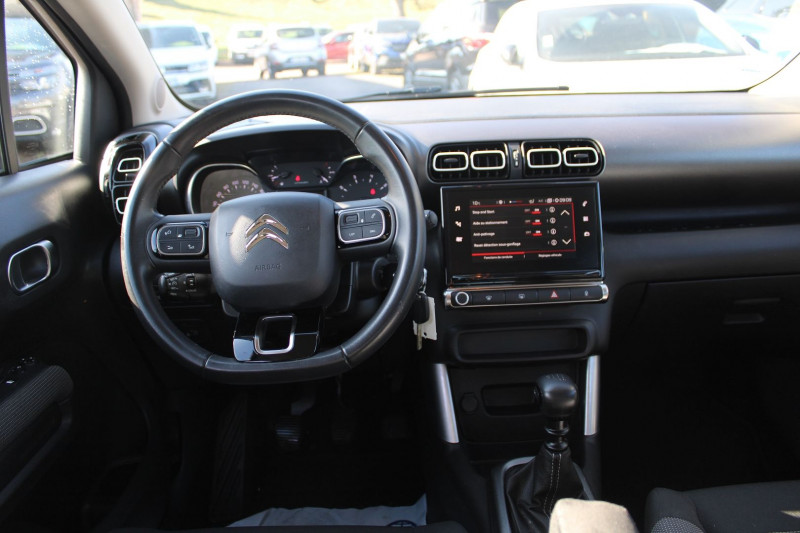 Photo 9 de l'offre de CITROEN C3 AIRCROSS FEEL BUSINESS BLUE HDI 100 CV GPS 3D CLIM AUDIO USB RADAR BLUETOOTH RÃGULATEUR à 12990€ chez Bougel transactions