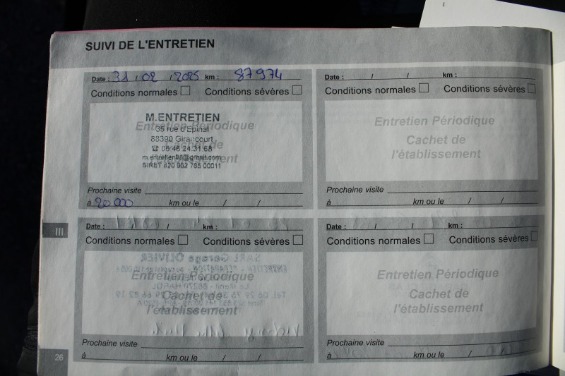 Photo 15 de l'offre de CITROEN C3 AIRCROSS FEEL BUSINESS BLUE HDI 100 CV GPS 3D CLIM AUDIO USB RADAR BLUETOOTH RÃGULATEUR à 12990€ chez Bougel transactions