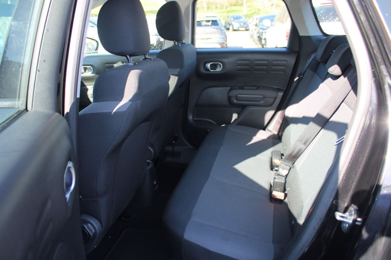 Photo 8 de l'offre de CITROEN C3 AIRCROSS FEEL BUSINESS BLUE HDI 100 CV GPS 3D CLIM AUDIO USB RADAR BLUETOOTH RÃGULATEUR à 12990€ chez Bougel transactions