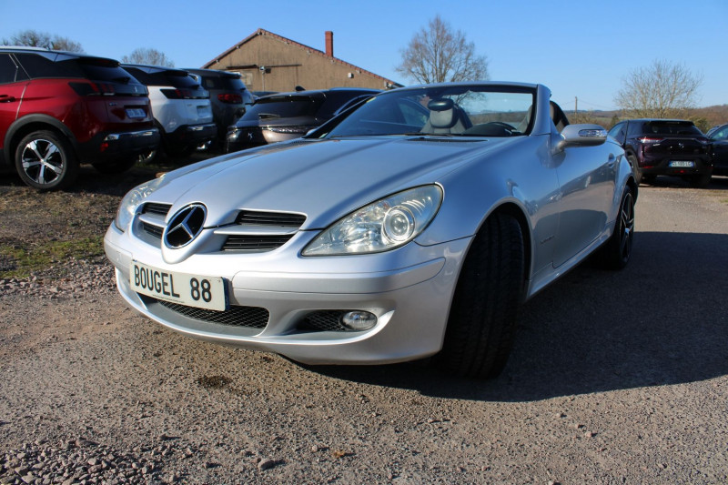 Photo 4 de l'offre de MERCEDES-BENZ CLASSE SLK CABRIOLET 200 KOMPRESSOR 163 CV CLIM AUDIO CUIR SPORT JA 18 TELEPHONE RÃGULATEUR à 11900€ chez Bougel transactions