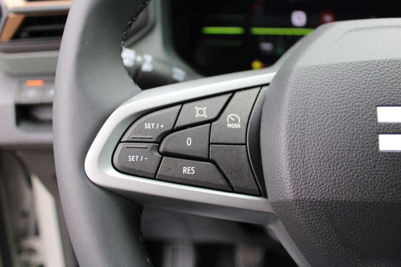 Photo 12 de l'offre de DACIA DUSTER VI EXTREME TCE 130 CV "4X4" GPS CARPLAY JA17 FULL LED CAMÃRA 360Â° I-COKPIT PK HIVER à 27990€ chez Bougel transactions