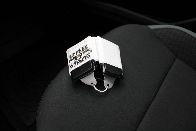 Photo 16 de l'offre de DACIA DUSTER VI EXTREME TCE 130 CV "4X4" GPS CARPLAY JA17 FULL LED CAMÃRA 360Â° I-COKPIT PK HIVER à 27990€ chez Bougel transactions